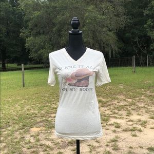 New Garth Brooks Blame it All on my Roots Shirt